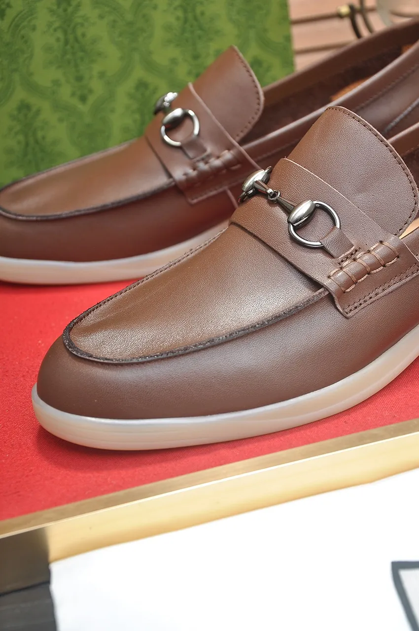 Men's shoes 💰440💶【GUCCI】 (High-end Niuli) New 🍀Gucci* - top version Gucci classic casual leather shoes! It is made of imported original cowhide and has a comfortable first layer of cowhide lining! Original wear-resistant rubber outsole! High quality products! Code number 38-44!